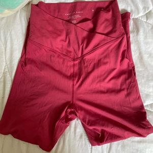 American Eagle crossover leggings